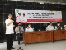 Launching Pembayaran Bantuan Program BLT BBM dan Sembako Kelurahan Soklat