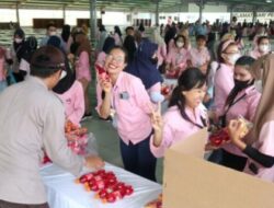 Dalam Rangka Memperingati Hari Perempuan Internasional, PT Shinwon Indonesia Gelar Acara Bagi-Bagi Makanan Ringan dan Soft Drink