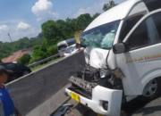 Terjadi Kecelakaan, 3 Kendaaran Tabrakan Beruntun di Tol Cipularang