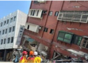 Bangunan dan Jalanan Rusak Parah, Taiwan Diguncang Gempa M 7,5