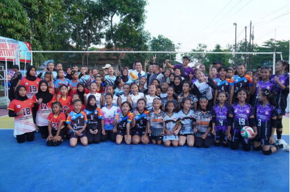 Turnamen Bola Voli BRILINK GATANBEL Putri Cup Ku 2012 Resmi Dibuka