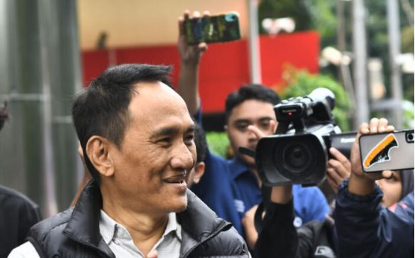 Andi Arief Menyandang Jabatan Sebagai Komisari PT PLN