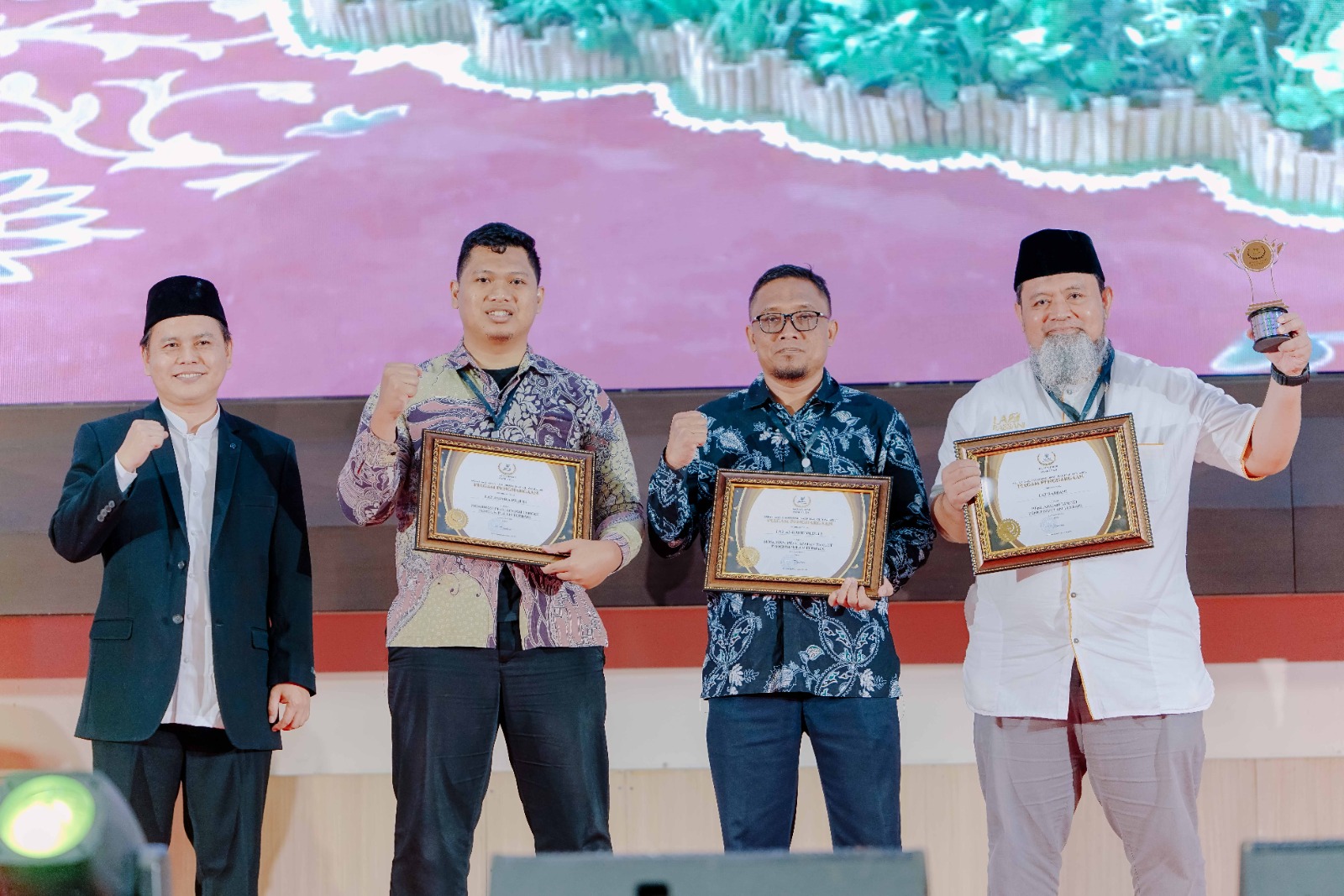 Assyifa Peduli Raih 2 Penghargaan di BAZNAS Jabar Award 2024