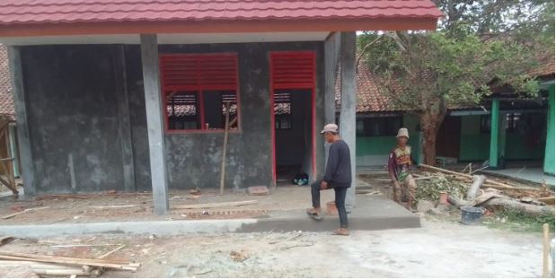 Proyek Pembangunan SMP Islam Purwadadi Diduga Bermasalah dan Sarat Korupsi