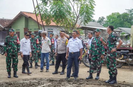 Kodim Subang Adakan Progam BSMSS di Desa Ciasem