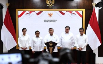 Presiden Prabowo Umumkan Kenaikan Upah UMN Tahun 2025 Sebesar 6,5 Persen