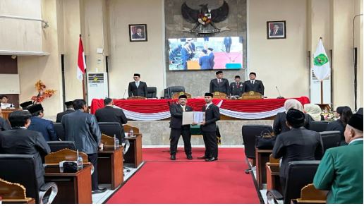Foggy Subagja Resmi Dilantik Sebagai Anggota DPRD Subang