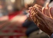 Di Tengah Badai Perselingkuhan dan Kenakalan Anak, Doa Sederhana ini Bisa Jadi Penyejuk Hati 19 Di Tengah Badai Perselingkuhan dan Kenakalan Anak, Doa Sederhana ini Bisa Jadi Penyejuk Hati