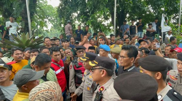 Dua Hari Unjuk Rasa Sopir Truk Tolak Kebijakan ODOL dan Pengurangan Jam Operasionall