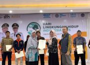 Puncak GHALINDU 2025 : SMPIT As-Syifa Boarding School Wanareja Diganjar Penghargaan Adiwiyata 10 Puncak GHALINDU 2025 : SMPIT As-Syifa Boarding School Wanareja Diganjar Penghargaan Adiwiyata