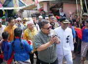 Hadiri Milangkala ke-46 Desa Cikadu, Bupati Subang Ajak Warga Jaga Semangat Gotong Royong 6 Hadiri Milangkala ke-46 Desa Cikadu, Bupati Subang Ajak Warga Jaga Semangat Gotong Royong