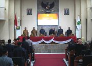 Bupati Subang Paparkan KUA-PPAS Perubahan 2025: Komitmen Transparansi dan Akuntabilitas Anggaran 2 Bupati Subang Paparkan KUA-PPAS Perubahan 2025: Komitmen Transparansi dan Akuntabilitas Anggaran