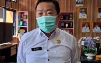 26 Kepala Dinas Kesehatan Kabupaten Subang dr. Maxi
