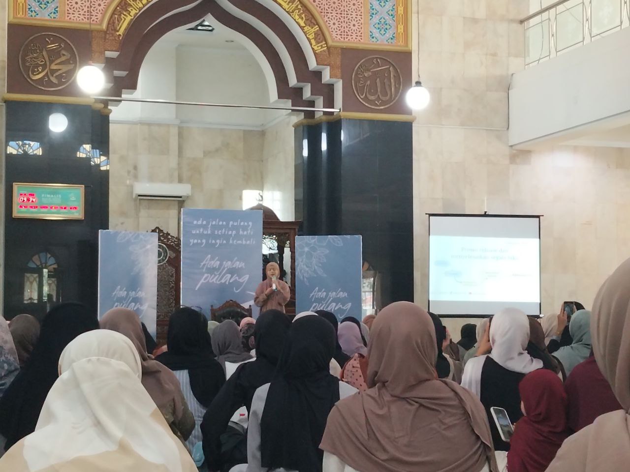 33 Kegiatan Kajian Depth Therapy di Masjid Agung Al Musabaqqah Subang