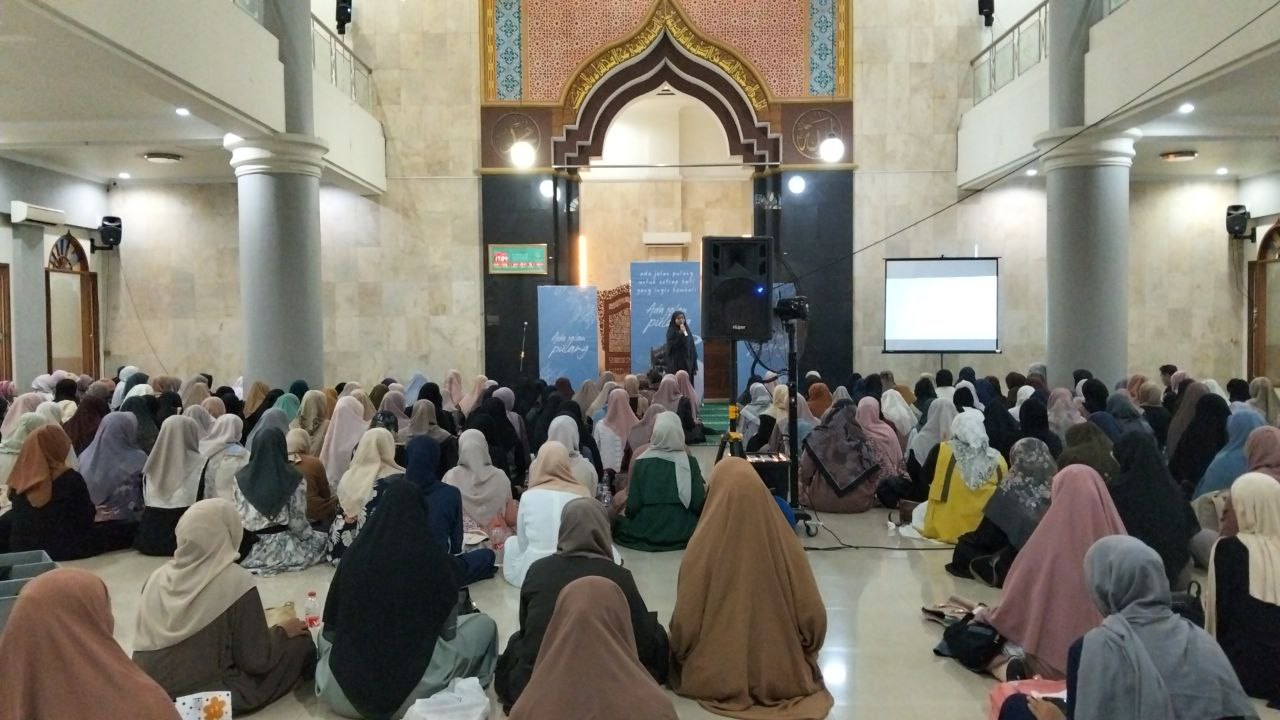 34 Kegiatan Kajian Depth Therapy di Masjid Agung Al Musabaqqah Subang