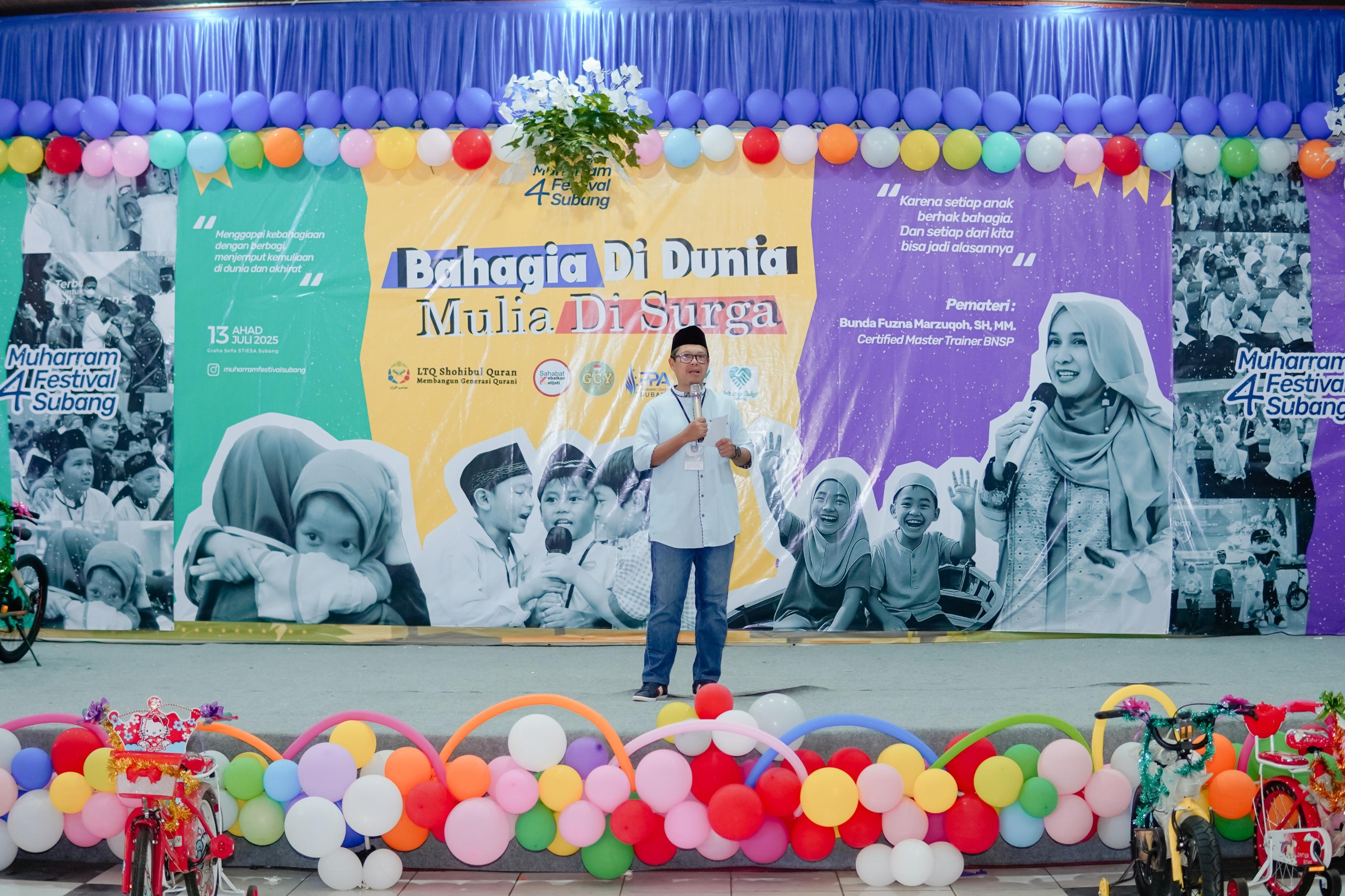 41 Wakil Bupati Subang H. Agus Masykur Rosyadi saat memberikan prakata kegiatan peringatan Muharram Festival ke 4 Kabupaten Subang 1