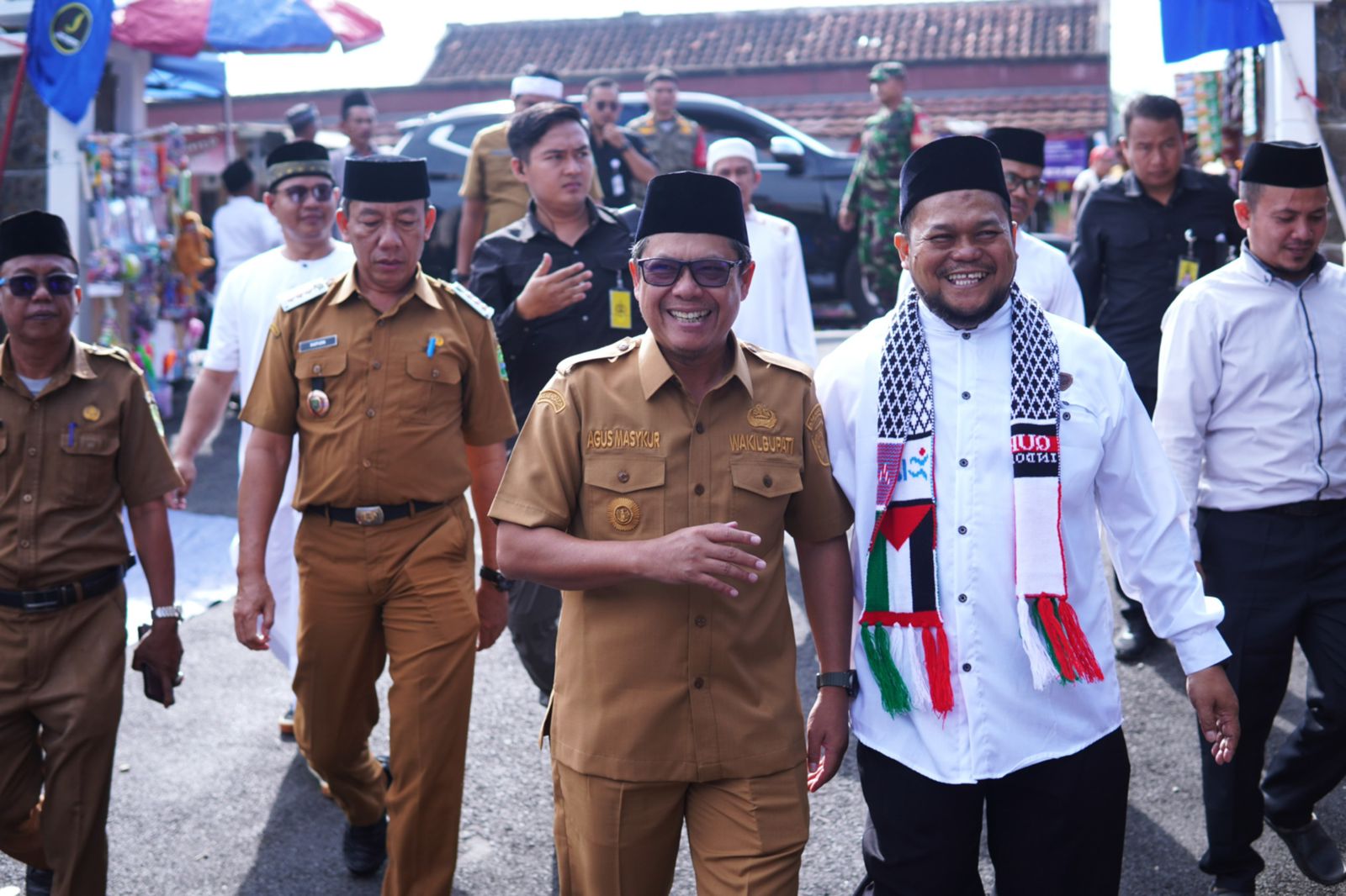 43 Wakil Bupati Subang Agus Masykur Rosadi Saat Menghadiri Penutupan Kegiatan Gebyar Muharram 1447 H Desa Tambakmekar