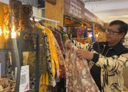 Produk UMKM Subang Tampil Memukau di Pekan Kerajinan Jawa Barat 2025, Kang Akur: “Keren Buatan Urang Subang!” 10 Produk UMKM Subang Tampil Memukau di Pekan Kerajinan Jawa Barat 2025, Kang Akur: “Keren Buatan Urang Subang!”