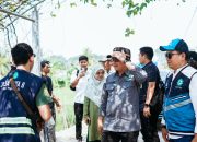 Kang Akur Tinjau Normalisasi Saluran Air ke PT Taekwang, Tekankan Pentingnya Jaga Lingkungan 13 Kang Akur Tinjau Normalisasi Saluran Air ke PT Taekwang, Tekankan Pentingnya Jaga Lingkungan
