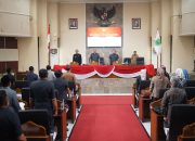 Wakil Bupati Subang Sampaikan Nota Pengantar Raperda Perubahan APBD 2025, Targetkan Kenaikan PAD 17 Persen 13 Wakil Bupati Subang Sampaikan Nota Pengantar Raperda Perubahan APBD 2025, Targetkan Kenaikan PAD 17 Persen