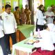80 Wakil Menteri Perdagangan Republik Indonesia Dyah Roro Esti Widya Putri bersama Bupati Subang Reynaldy Putra Andita BR meninjau pelaksanaan Program Makan Bergizi Gratis MBG di Kabupaten Subang