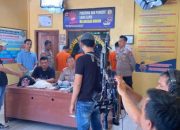 Libatkan Kepolisian dalam Produksi Film, Sule Syuting Series “Dimana Ada Setan” di Polsek Pagaden Subang 10 Libatkan Kepolisian dalam Produksi Film, Sule Syuting Series “Dimana Ada Setan” di Polsek Pagaden Subang
