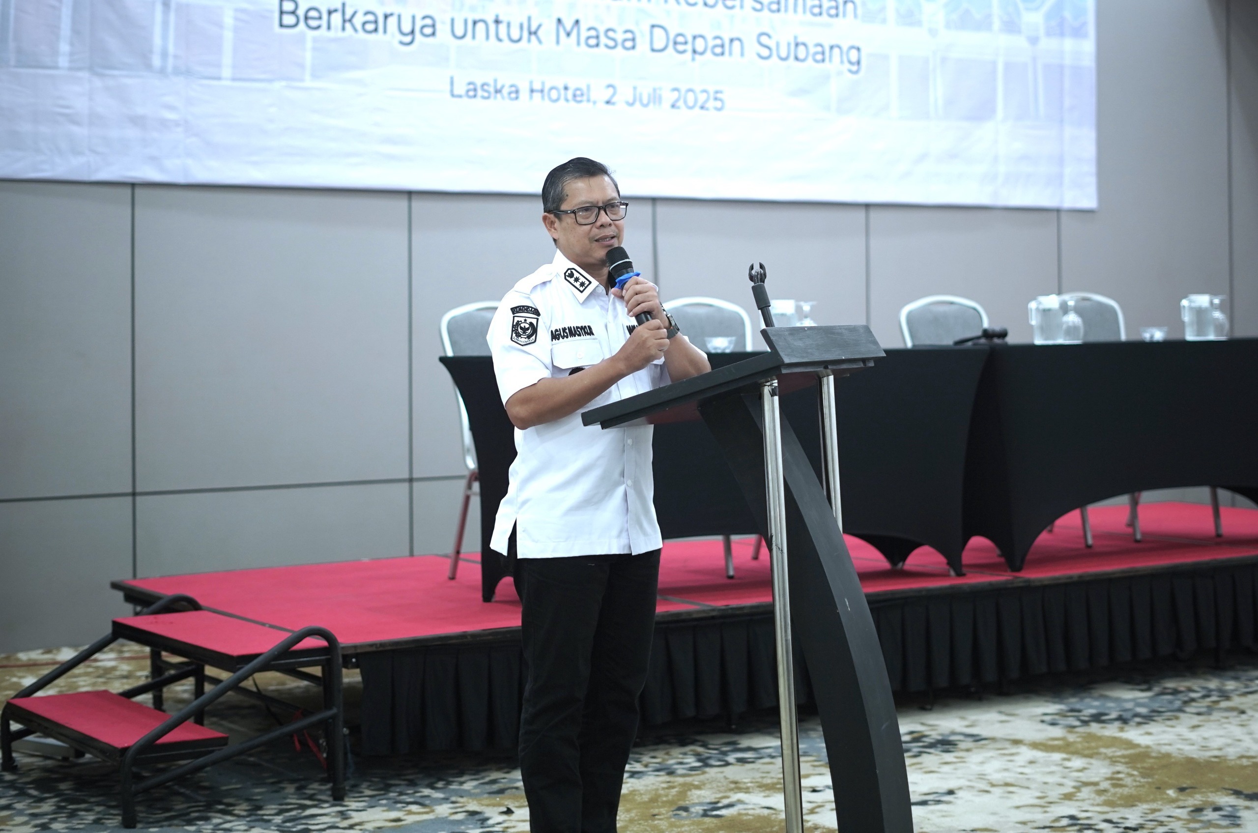 Wakil Bupati Subang H. Agus Masykur Rosyadi saat memberikan sambutan kegiatan Sarasehan dan Rapat Kerja Forum Mantan Anggota Legislatif FORMAL