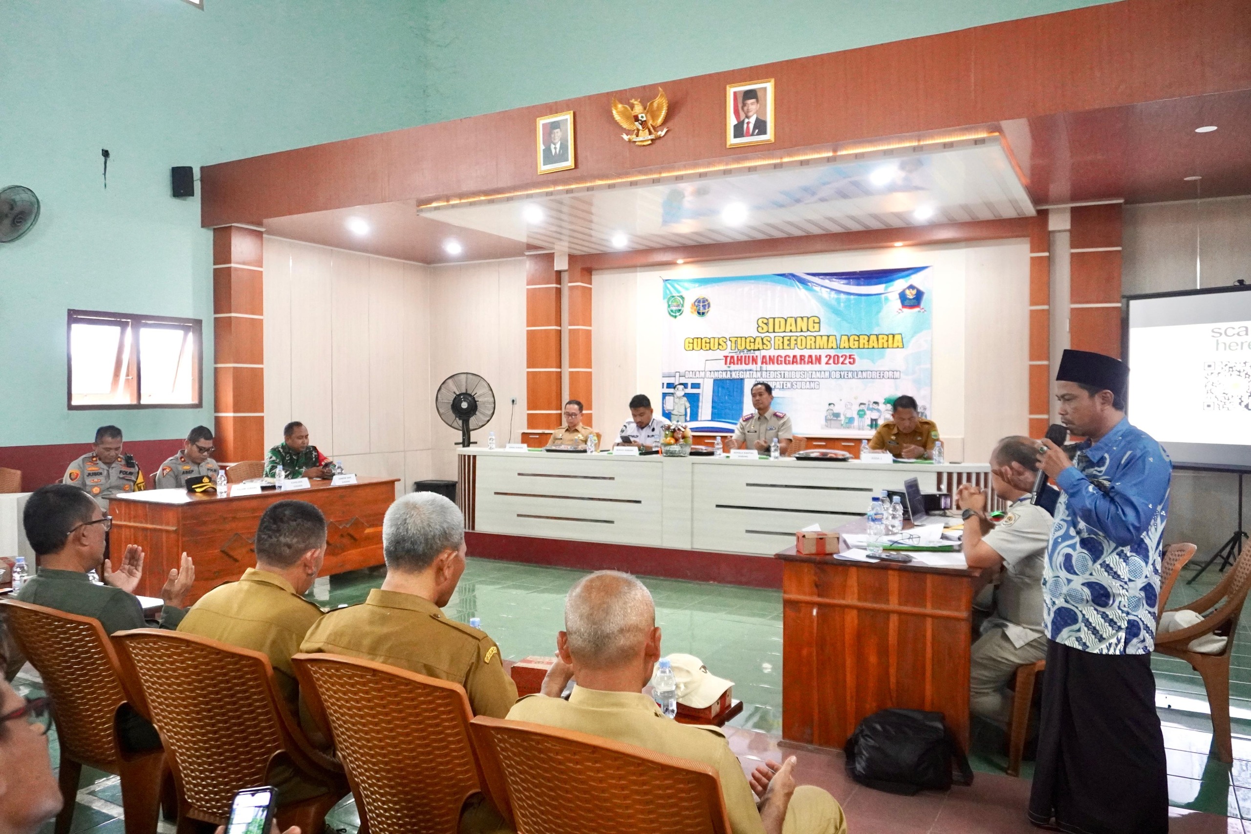 25 Bupati Subang Reynaldy Putra Andita BR S.IP bersama Sekretaris Daerah Kabupaten Subang H. Asep Nuroni S.Sos . M.Si memimpin langsung Sidang Gugus Tugas Reforma Agraria GTRA