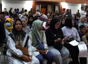 Pemkab Subang Salurkan Bantuan Rekening BJB untuk Pedagang Terdampak Penertiban Bangunan Liar di Ciater 6 Pemkab Subang Salurkan Bantuan Rekening BJB untuk Pedagang Terdampak Penertiban Bangunan Liar di Ciater