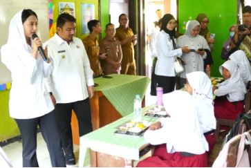 11 Siswa SDN Rawalele Diduga Keracunan MBG Bupati Subang Perketat Pengawasan