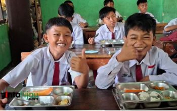 Upgrade Kualitas, SPPG Pasirkareumbi 03 Subang Libatkan Chef Profesional untuk Program MBG 7 Upgrade Kualitas SPPG Pasirkareumbi 03 Subang Libatkan Chef Profesional untuk Program MBG