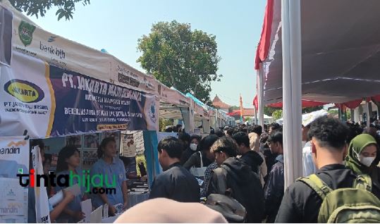 Jawa Barat Kukuhkan Diri Sebagai Provinsi dengan Investasi Terbesar 2025