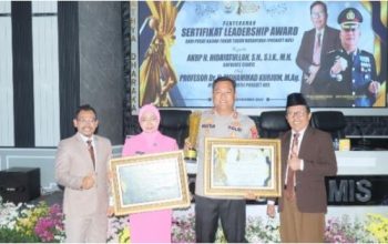 Kapolres Ciamis Raih Dua Penghargaan Bergengsi, Diakui sebagai Pemimpin Humanis dan Berintegritas 3 Kapolres Ciamis Raih Dua Penghargaan Bergengsi Diakui sebagai Pemimpin Humanis dan Berintegritas