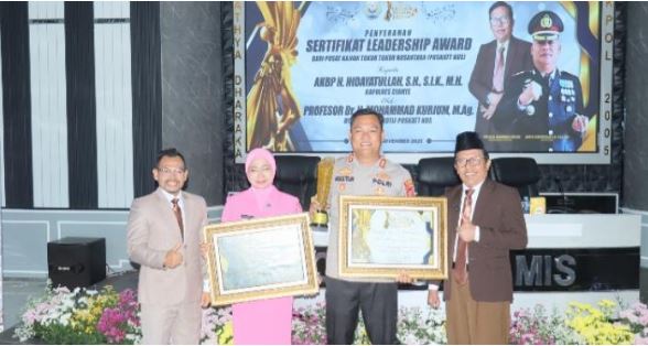 Kapolres Ciamis Raih Dua Penghargaan Bergengsi Diakui sebagai Pemimpin Humanis dan Berintegritas