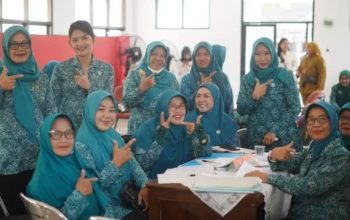 Ketua TP PKK Subang Dorong Pembenahan Administrasi dan Silaturahmi Lewat Pembinaan Kecamatan 5 Ketua TP PKK Subang Dorong Pembenahan Administrasi dan Silaturahmi Lewat Pembinaan Kecamatan