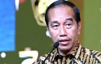 Ray Rangkuti Soroti Dinamika Kekuasaan Baru: Pengaruh Politik Jokowi Dinilai Mulai Meredup di Era Prabowo–Gibran 4 Ray Rangkuti Soroti Dinamika Kekuasaan Baru Pengaruh Politik Jokowi Dinilai Mulai Meredup di Era Prabowo–Gibran