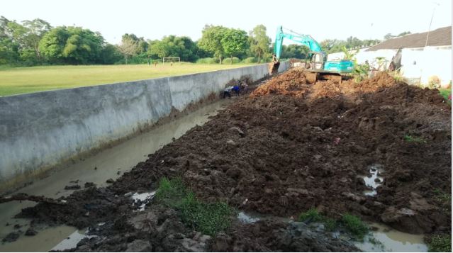 Developer Grand Texpia Permai Bangun Tanggul Permanen Atasi Banjir Kali Cijengkol di Ciasem Subang